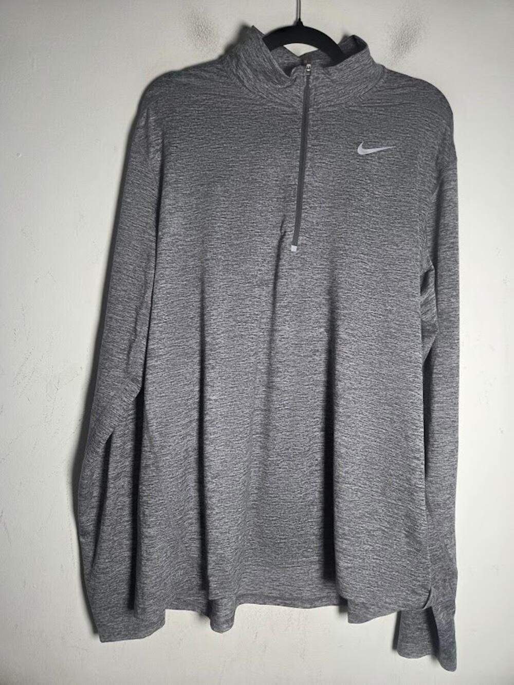 Nike Men Running Dri Fit Element Grey 1/2 Zipper Pull Over Long Sleeve Shirt XL